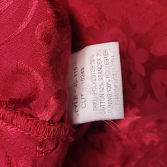 Lipservice gown - Picture 13 of 14